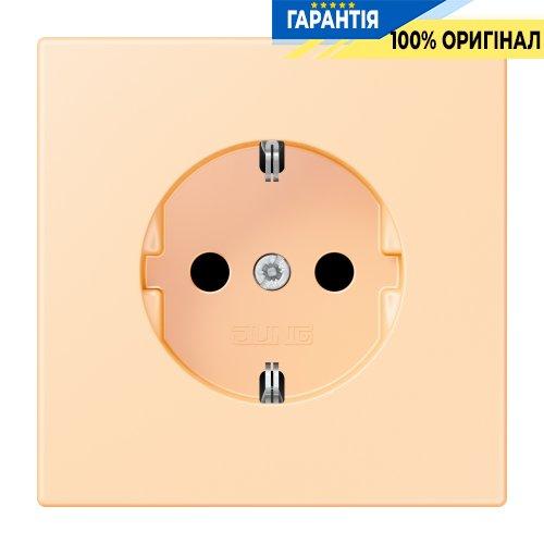 Розетка з заземленням 250V 16A зі шторками гвинтовий зажим JUNG LC1521KI223 ocre