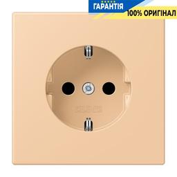 Розетка з заземленням 250V 16A з шторками гвинтовий затиск JUNG LC1521KI237 terre sienne claire 31