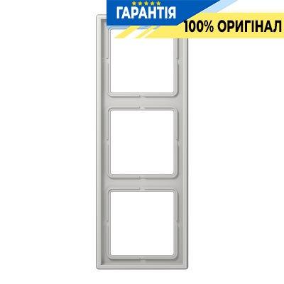 Рамка 3-а Jung LS983LG світло-сірий