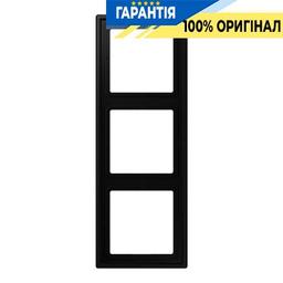 Рамка 3-а Jung LS983SWM матовий чорний графіт