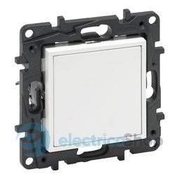 Заглушка Legrand NILOE STEP 863100 колір білий