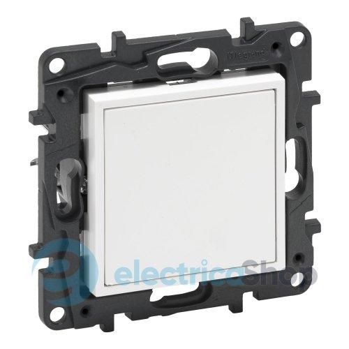 Заглушка Legrand NILOE STEP 863100 колір білий
