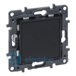 Заглушка Legrand NILOE STEP 863500 колір чорний