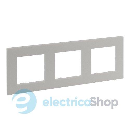 Рамка 3-постова Legrand NILOE STEP 863693 колір перлинний