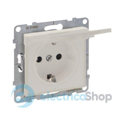 Розетка із з/к та кришкою і захист. шторками (пруж.клеми) 16А/250V для серії SUNO Legrand 721227 слонова кістка