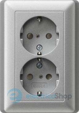 Розетка 2-а, з/к, зі шторками 250V/16А, автомат. клеми, IP20 компактна з рамкою Standard 55 Gira 078326, алюміній
