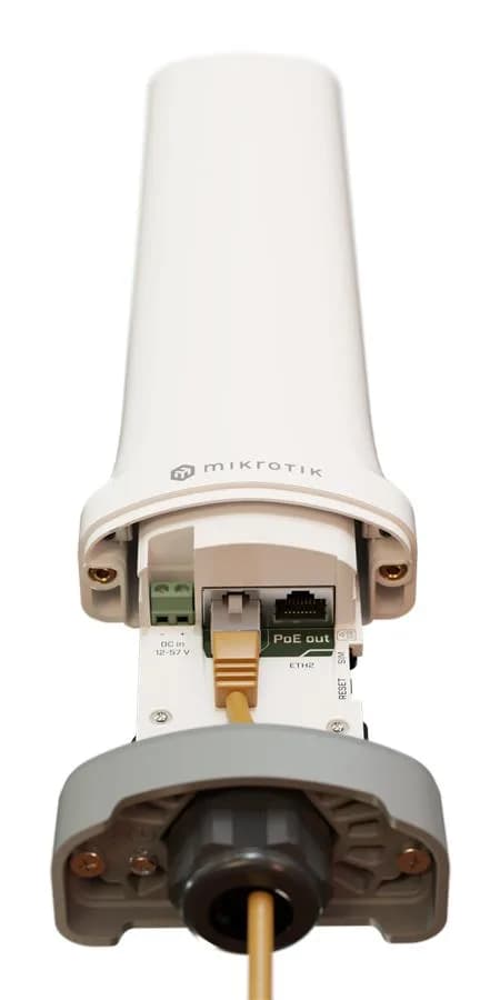 Маршрутизатор MikroTik CME22-2N-BG77