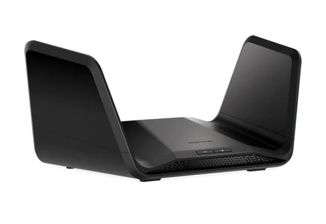 Маршрутизатор NETGEAR AX8 (RAX70) AX6600, 4xGE LAN, 1xGE WAN, 1xUSB 3.0