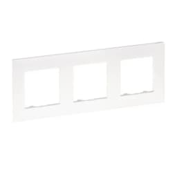 Рамка 3-постова Legrand NILOE STEP 863693 колір перлинний