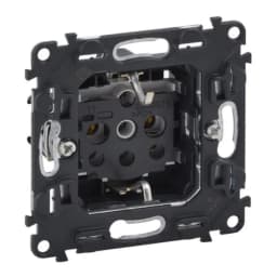 Розетка 2К+З 16А/250V, гвинтові клеми Valena IN'MATIC 753025