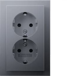 Розетка 2X із з/к 16А/250В, захист контактів, цільна, Berker 47596094 Q.3 алюміній