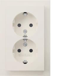 Розетка 2X із з/к 16А/250В, захист контактів, цільна, Berker 47596099 Q.3 полярна білизна