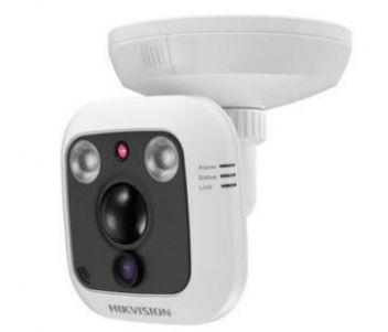 1.3МП IP відеокамера Hikvision c PIR датчиком DS-2CD2C10F-IW (4мм)